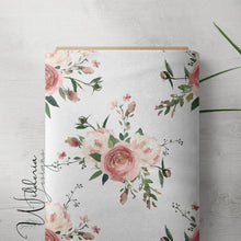 Load image into Gallery viewer, Vintage Floral Large